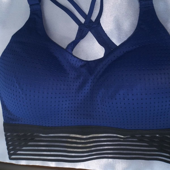Victoria's Secret Wireless Sport Bra BLUE NWT 34 B Lightweight - Picture 4 of 8